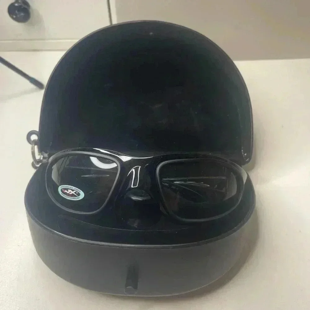 WILEY X  sunglass made in Italy, for bicker, motorcyclist anyone, with dry eyes